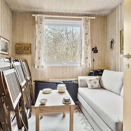 Tatil Evi 3 Bedroom Lovely In Nexo Vester Somarken